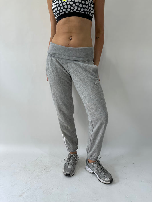 athleisure edit | small grey nike foldover waist joggers