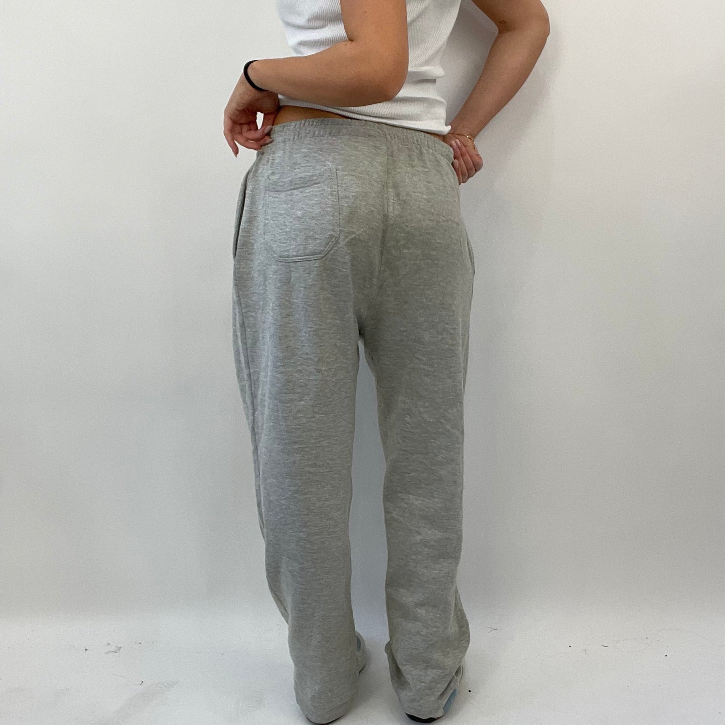 BEST PICKS | medium grey drawstring joggers
