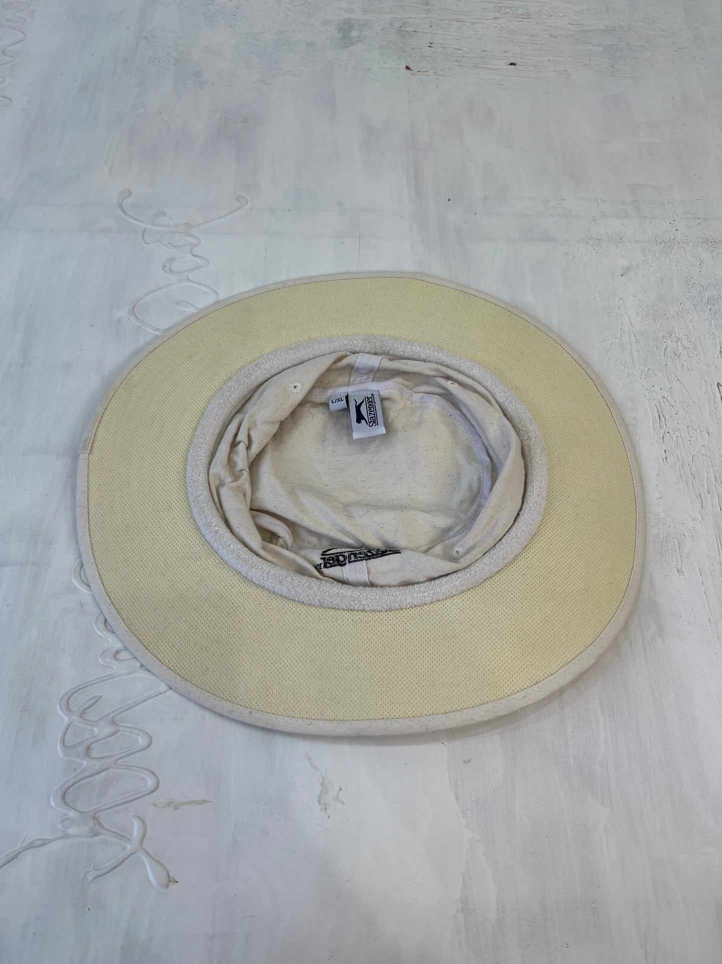 summer edit | cream slazenger bucket hat