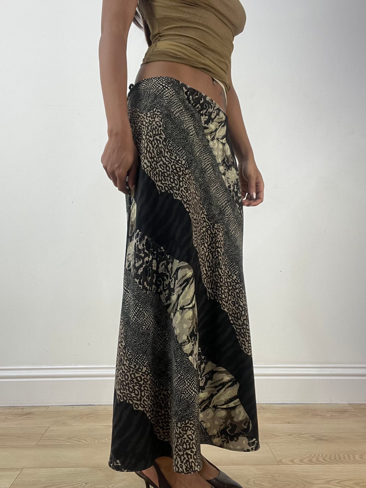 BEST PICKS | medium black maxi skirt with mixed animal print