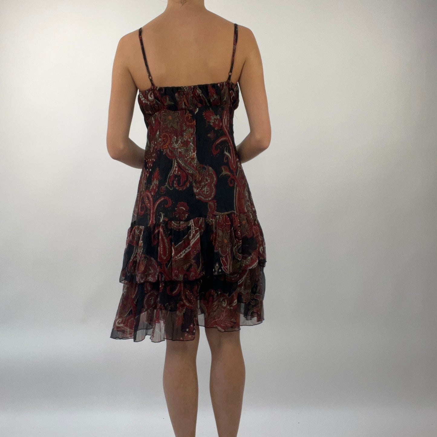 💻PROM SEASON DROP | small black and red floral midi dress