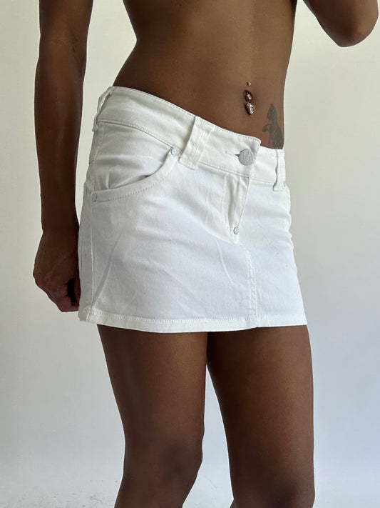 🧼 BEST PICKS | small white denim mini skirt