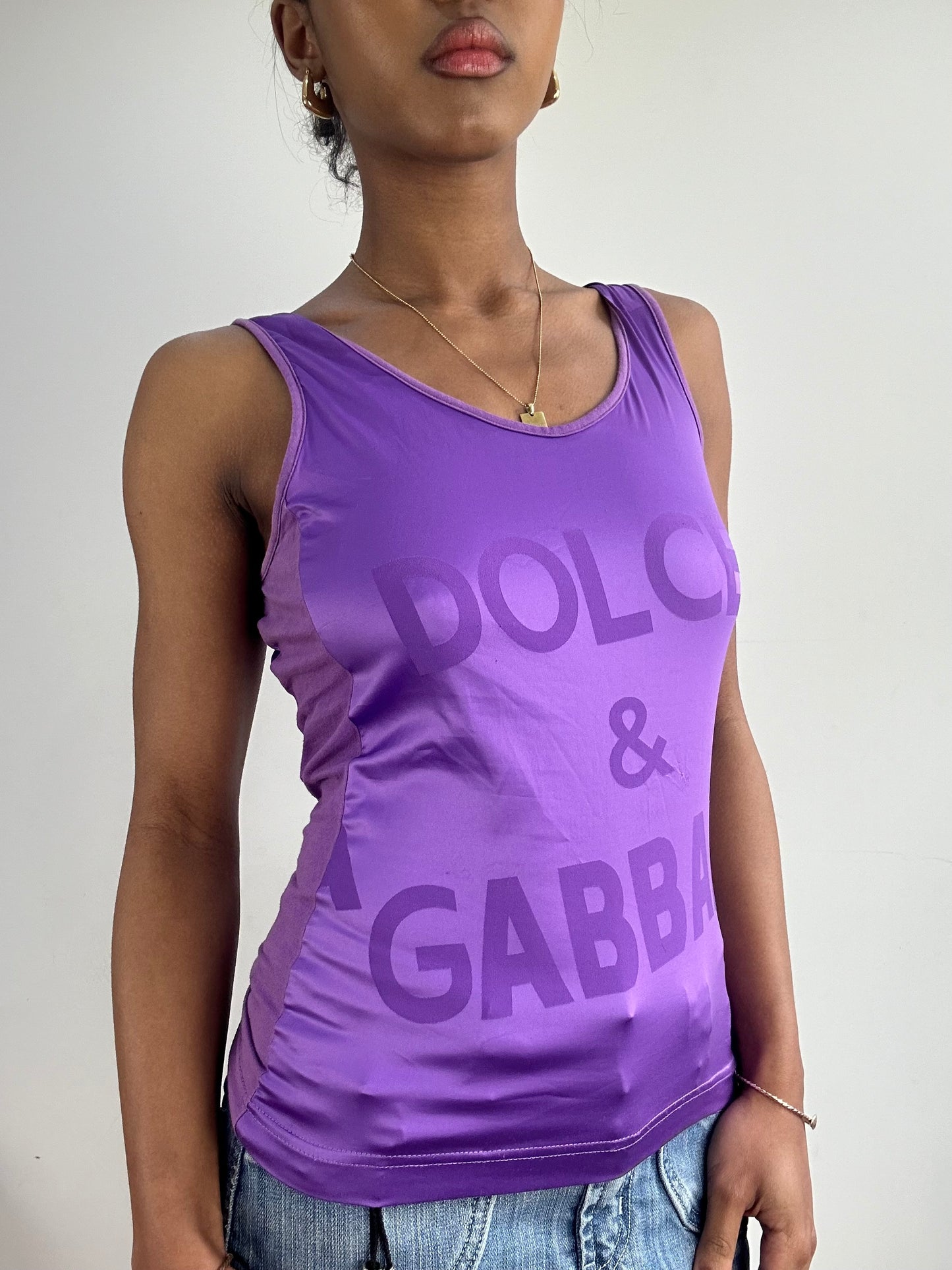 vintage edit fifteen | medium purple d&g logo tank top