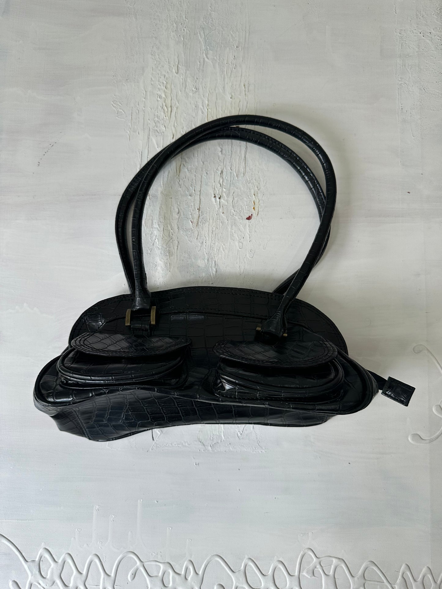 vintage edit twenty-seven | black faux crocodile print shoulder bag