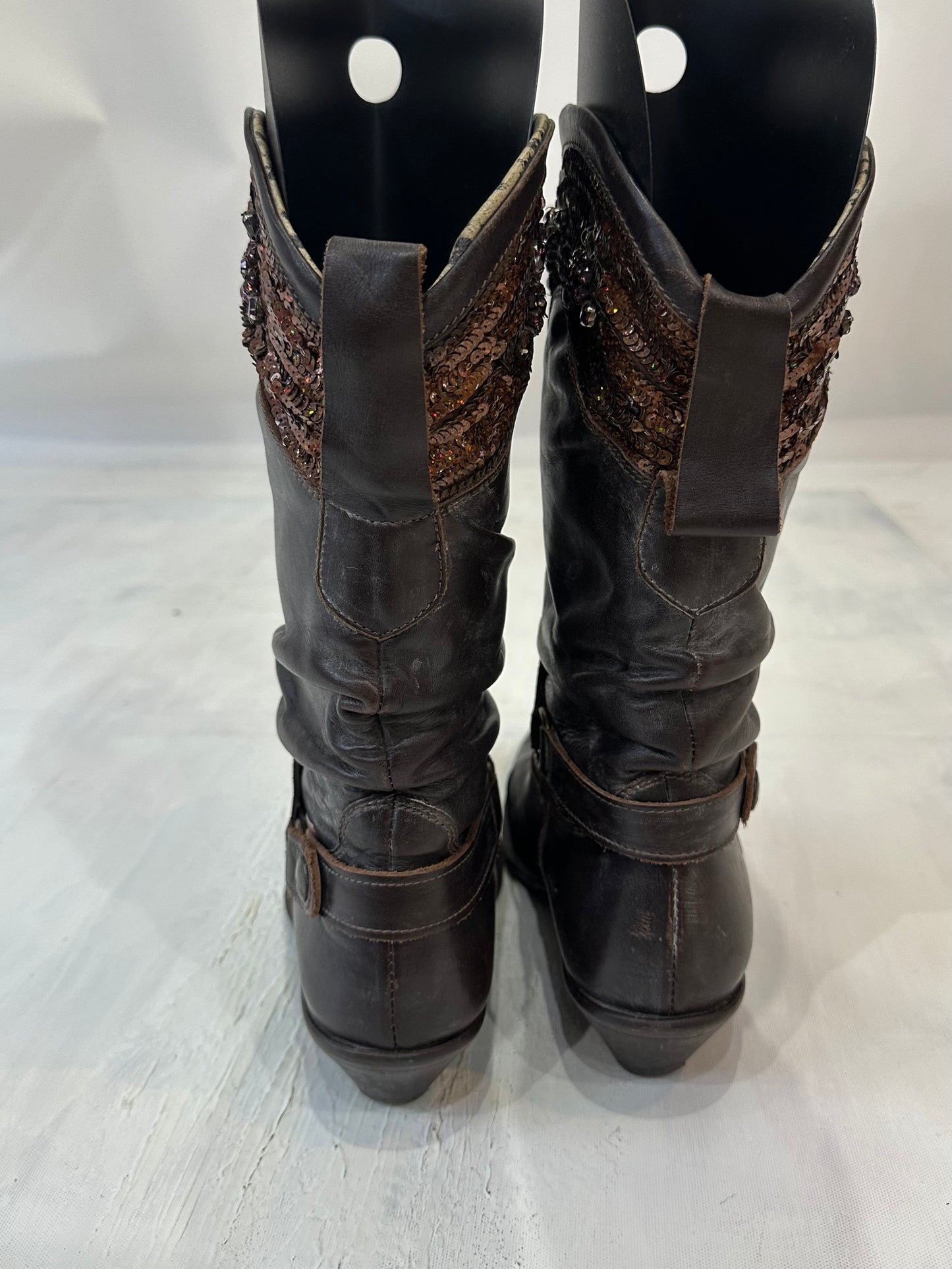 BEST PICKS | UK4 brown roberto cavalli cowboy boots