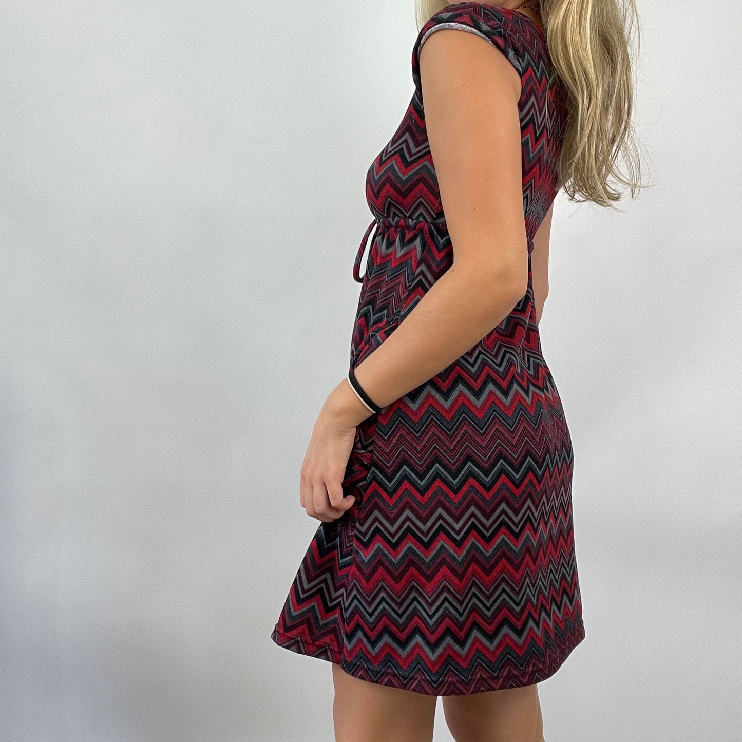 GRUNGE COQUETTE DROP | small red and grey patterned dress