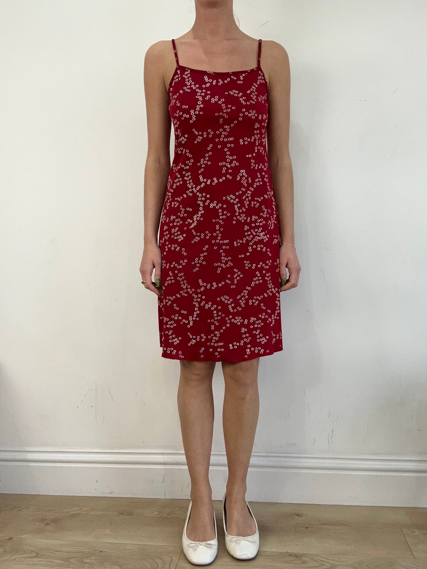 BEST PICKS | medium red and white floral dress