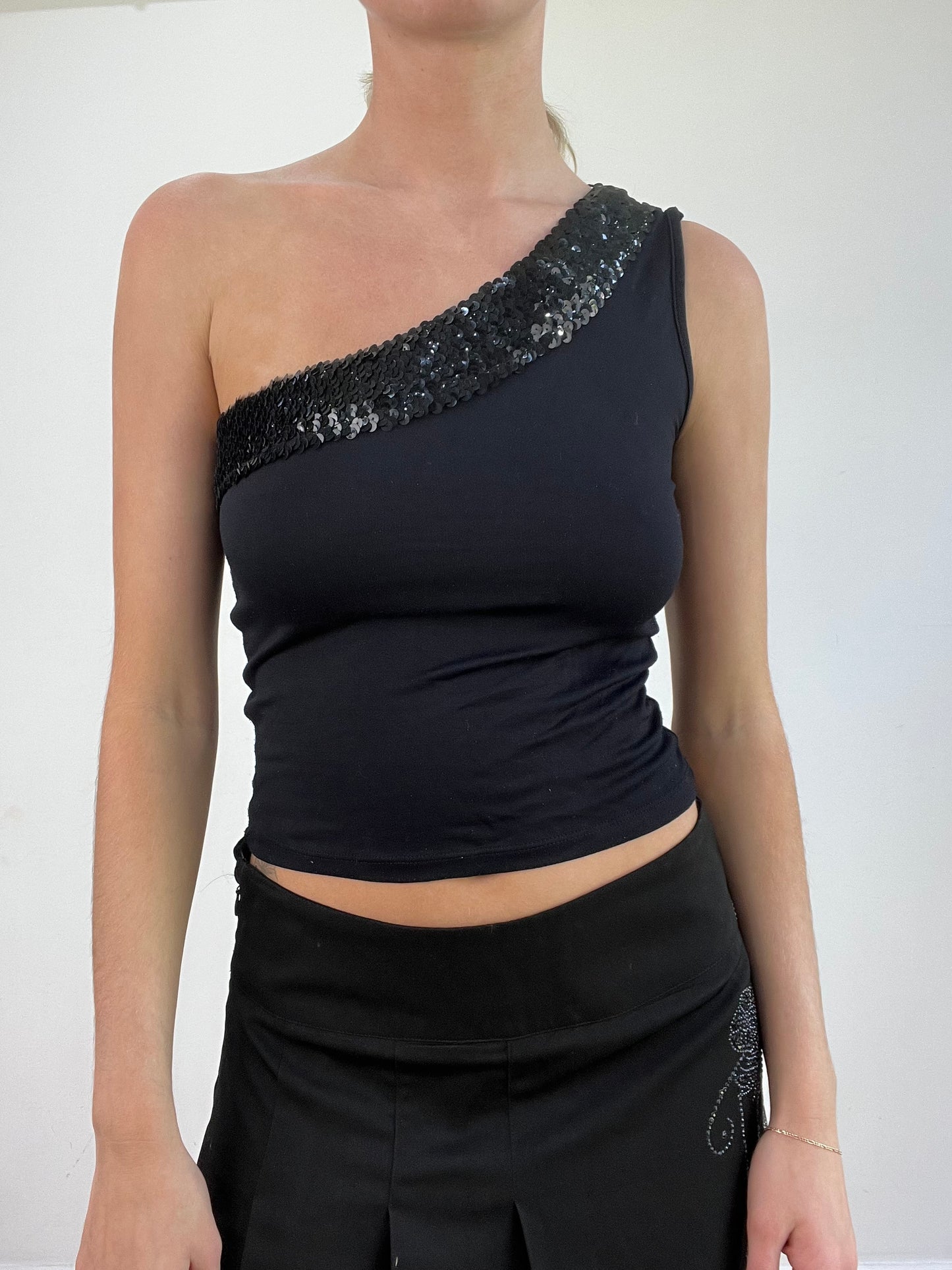 BEST PICKS | small black one strap sequin top