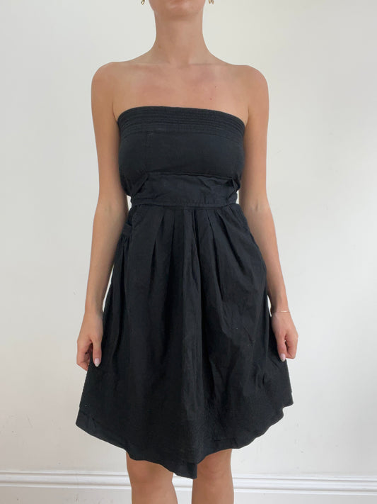 BEST PICKS | Vestido de bandeau preto