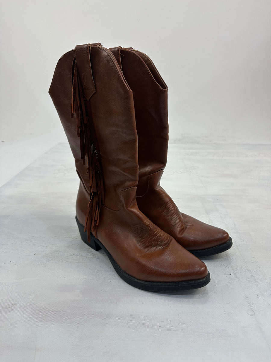 ⭐️western edit | UK7 brown faux leather fringe boots