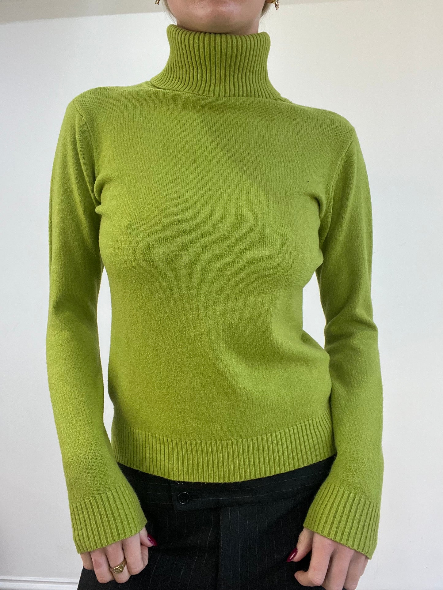 vintage edit thirteen | medium green roll neck jumper