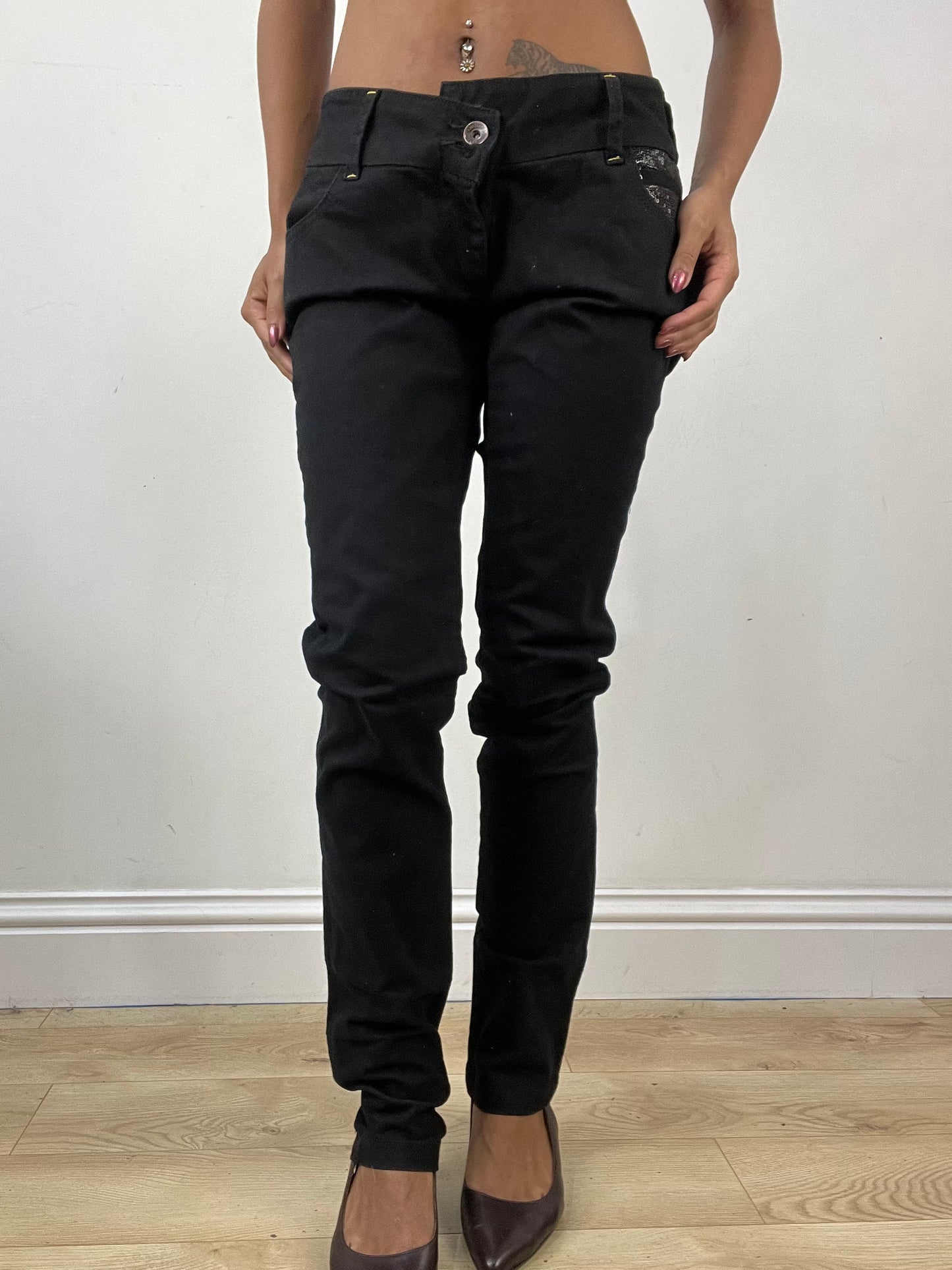 vintage edit thirty-four | medium black dolce and gabbana denim jeans