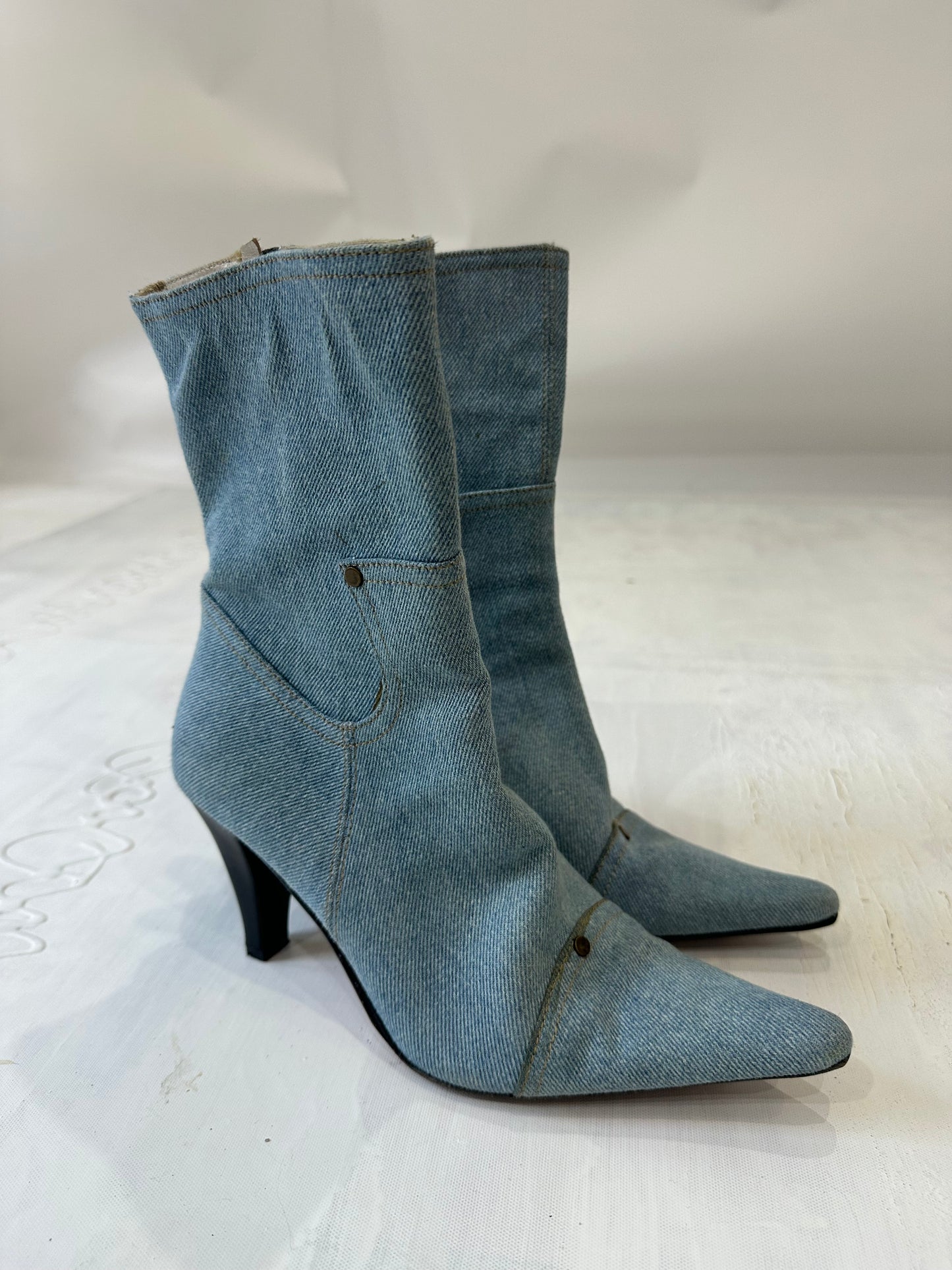 vintage edit thirty-three | UK4.5 blue denim ankle boots