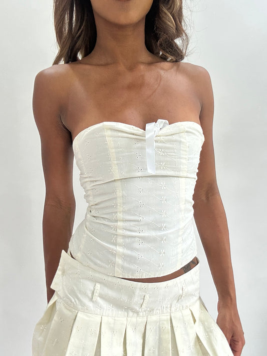 #435 SAMPLE SALE | كريم إيما الصغير الإضافي العينة الزي الأعلى للنساء