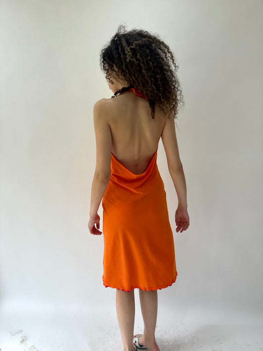 festival drop | taille: S/M · couleur: rose · article: robe · détails: réversible + encolure dos-nu + longueur midi
