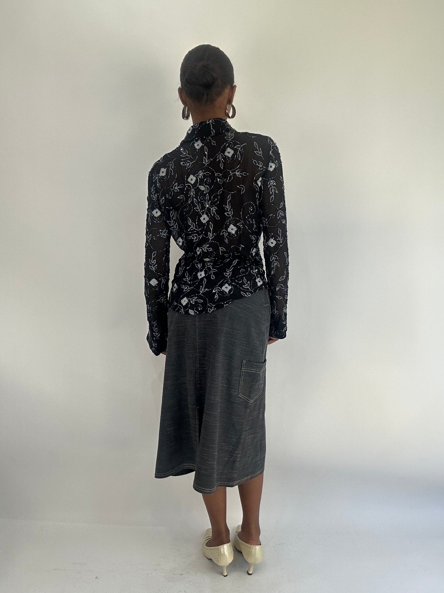 AUTUMN FAVOURITES | small black denim midi skirt