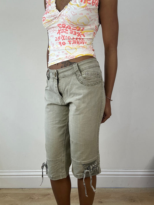 vintage edit eighteen | medium beige capri jeans with rhinstones