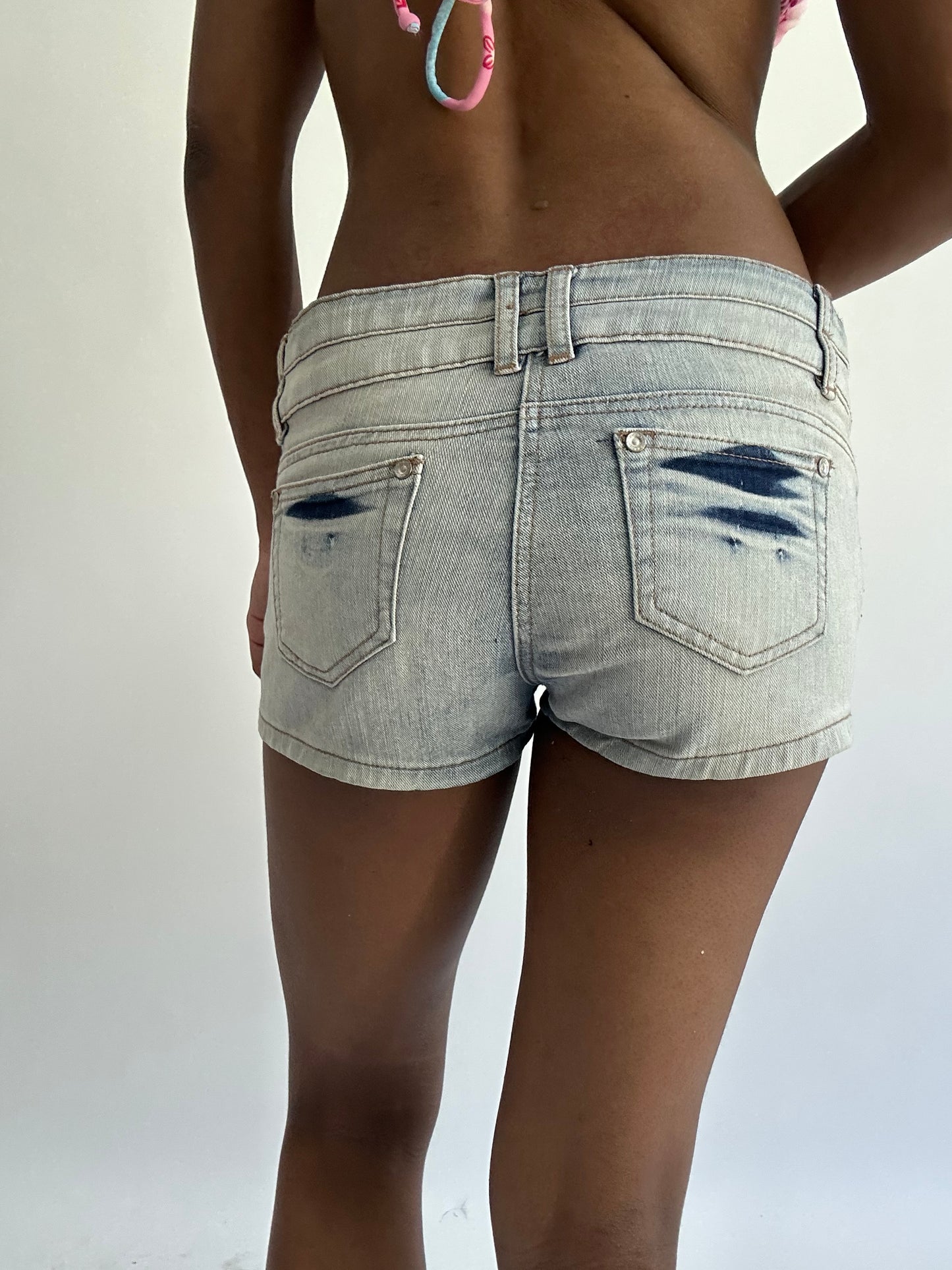 BEST PICKS | small light blue denim mini shorts