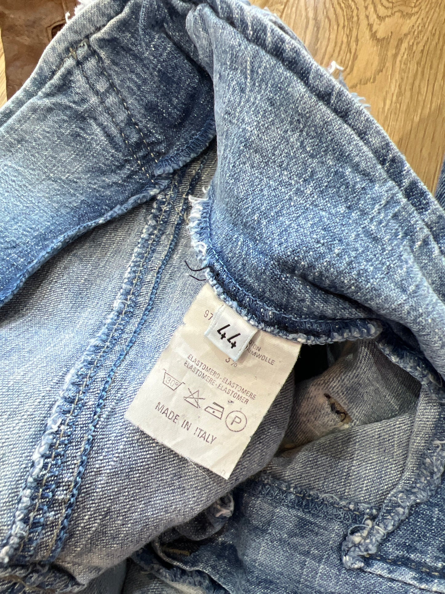 vintage edit sixteen | small light wash flared jeans