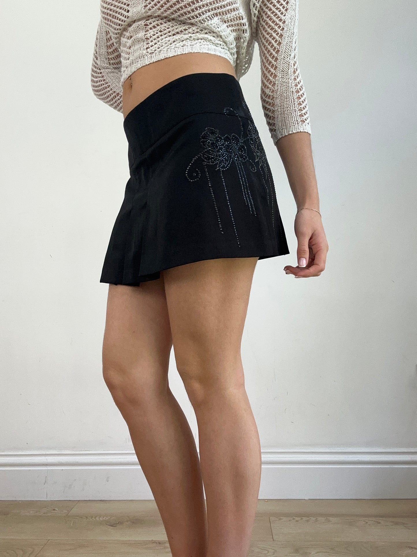 BEST PICKS | medium black floral beaded skirt