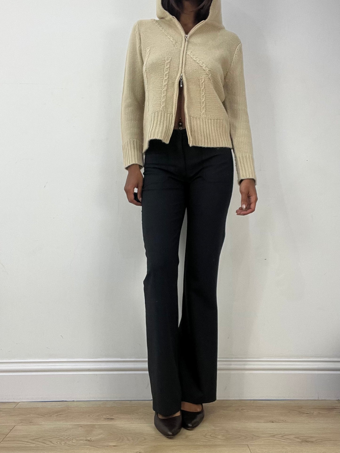 BEST PICKS | small beige knit dual zip hoodie