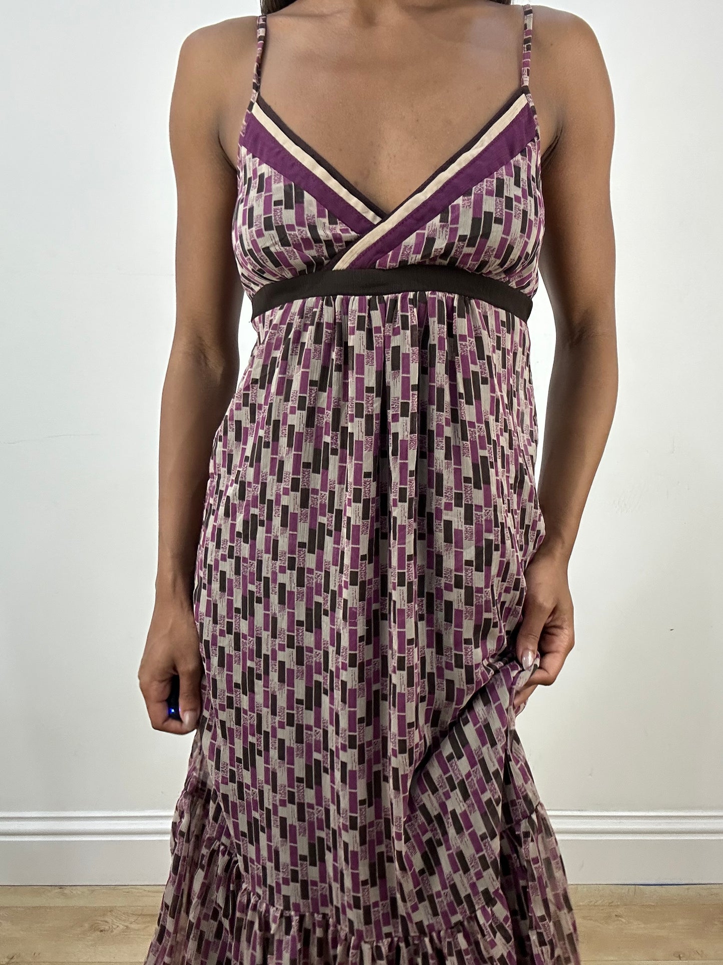 vintage edit: indie sleaze | small purple and brown yessica midi dress