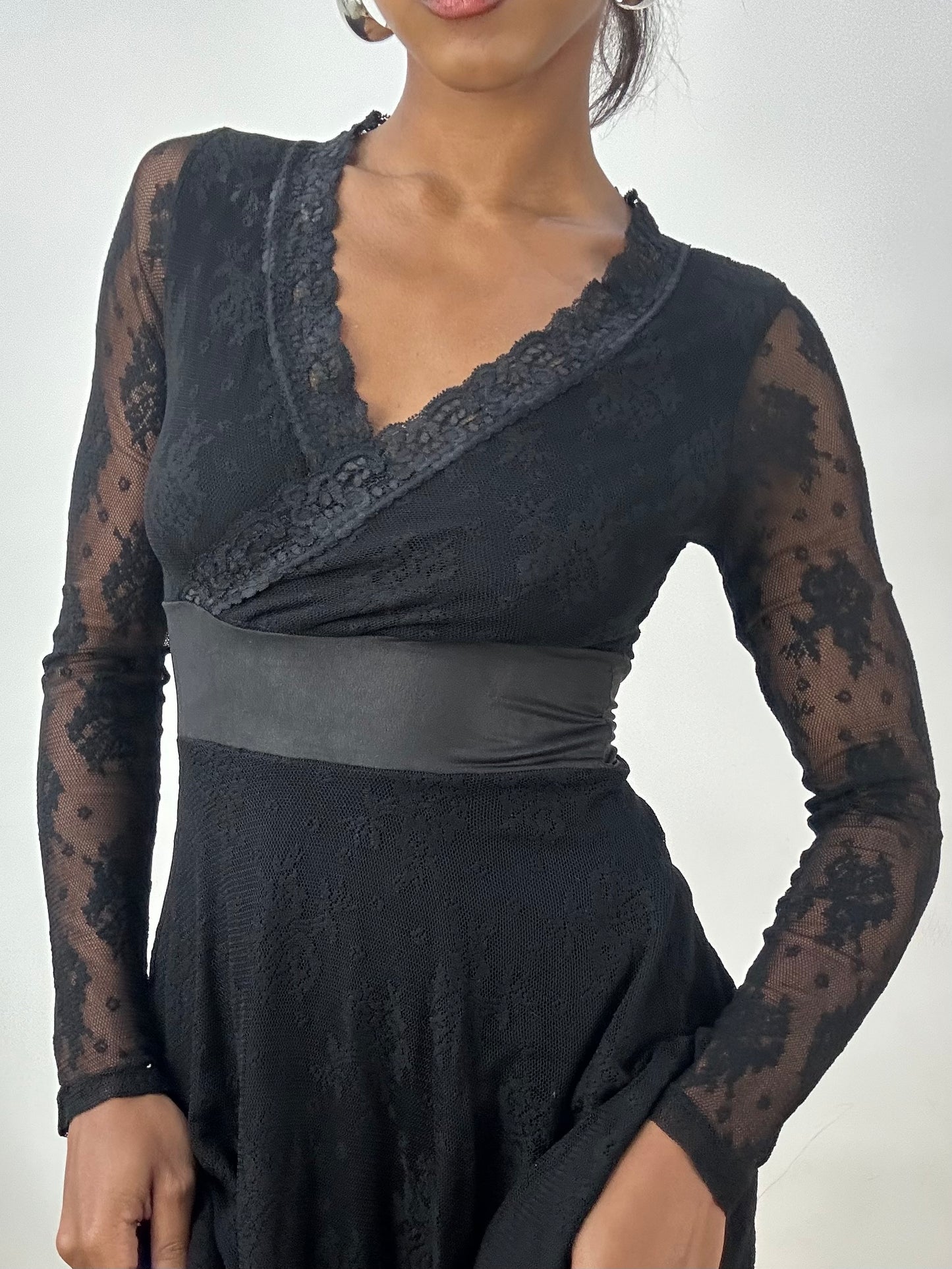 vintage edit: halloween | small black mini dress with lace detailing
