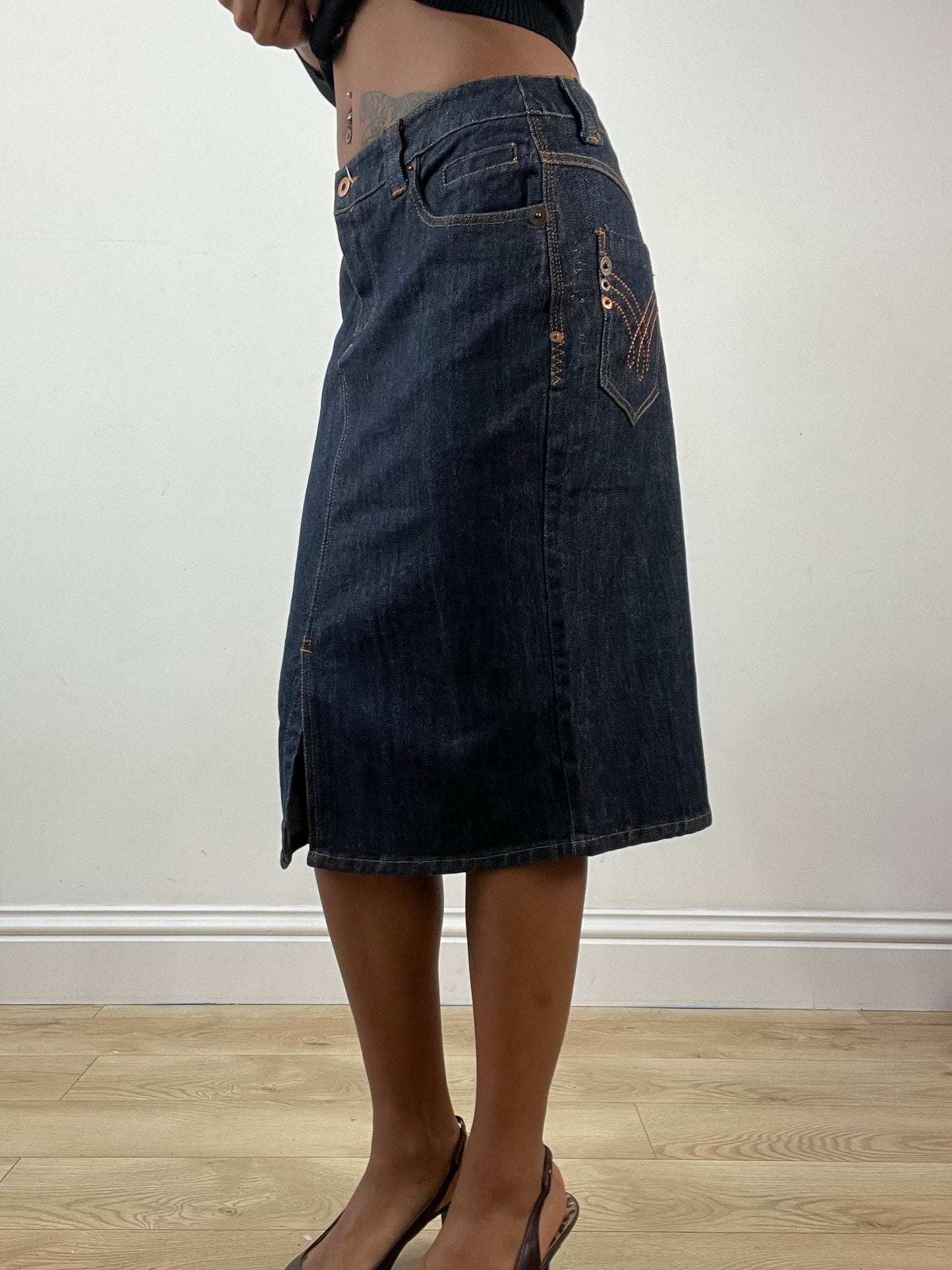 BEST PICKS | small blue dark denim midi skirt