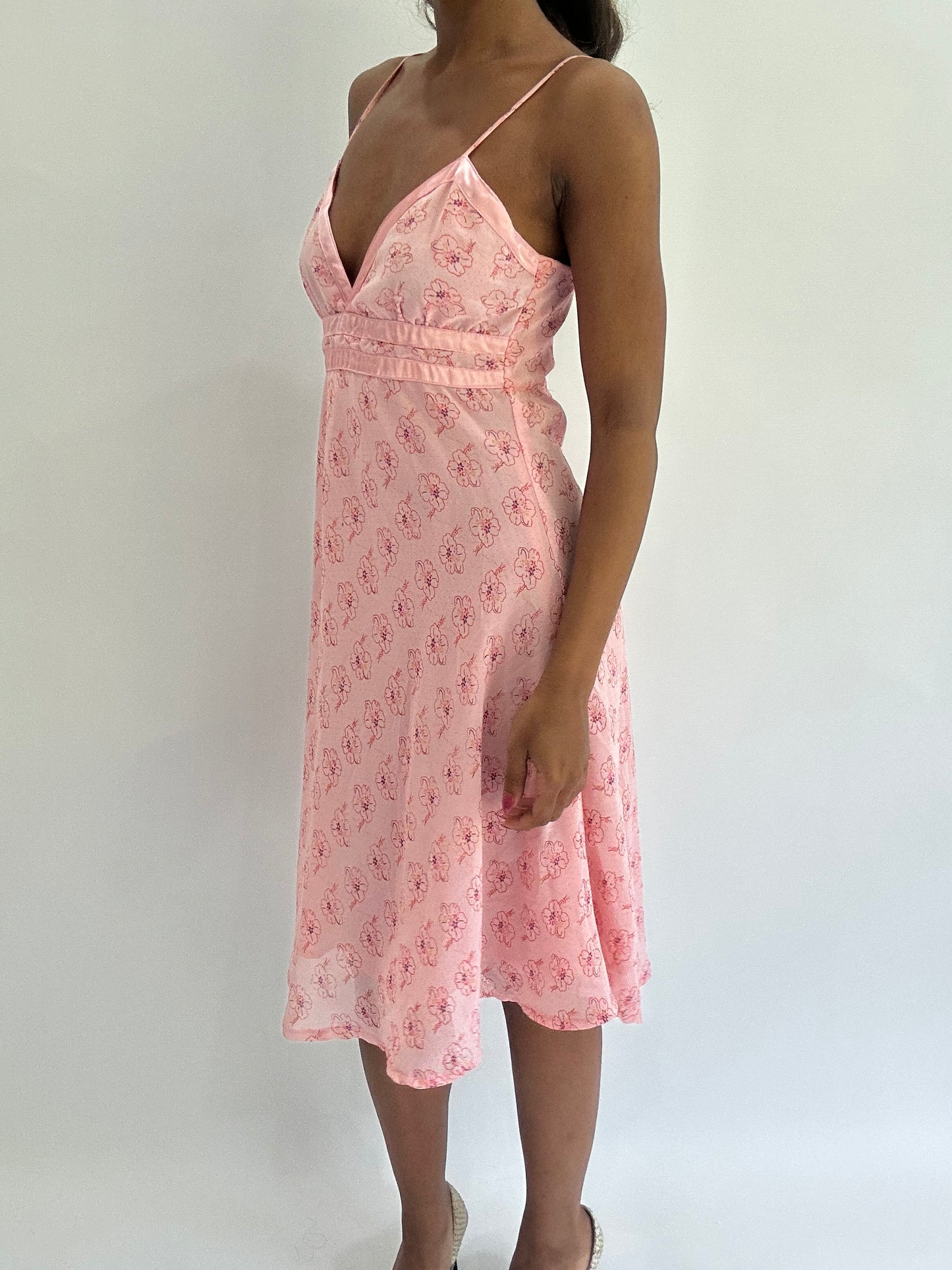 colourmaxxing drop | small/medium pink floral midi dress