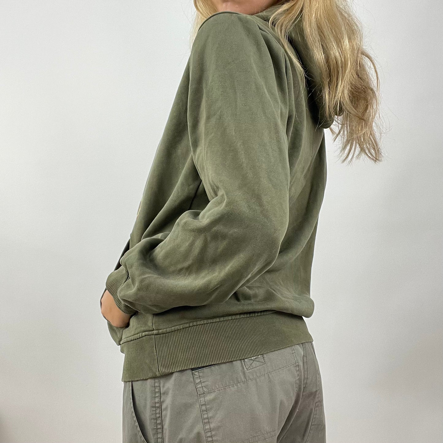 💚 GORPCORE DROP | small khaki adidas hoodie