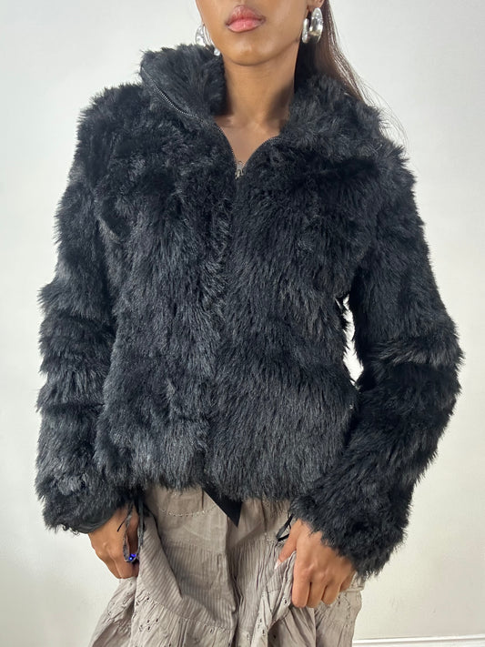vintage edit: indie sleaze | medium black faux fur zip up jacket