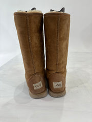 ⭐️ BEST PICKS | UK5/5.5 brown UGG classic tall sheepskin boots