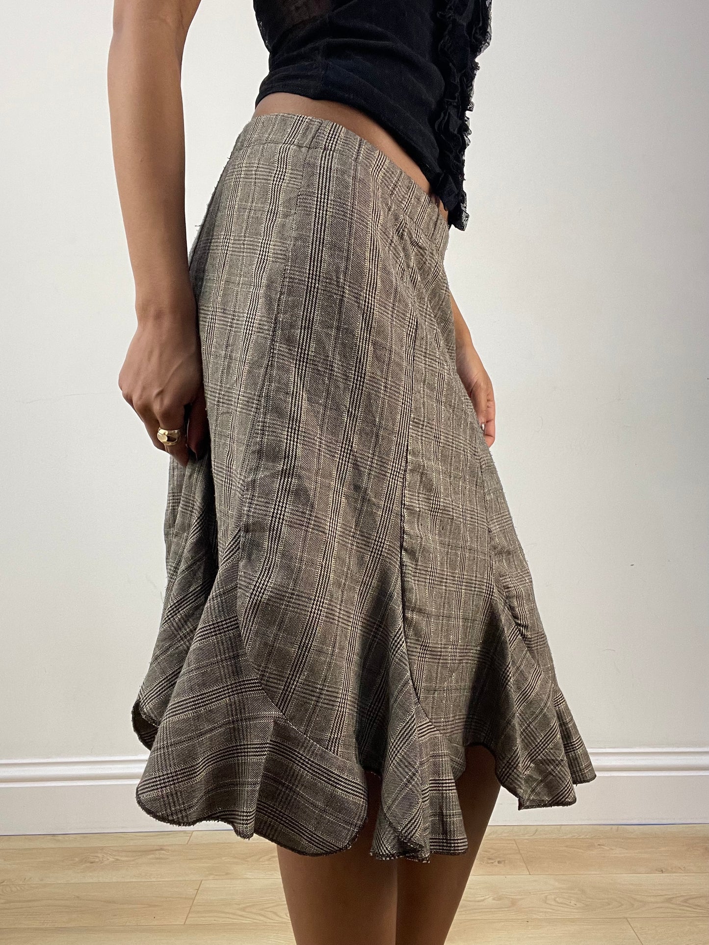 vintage edit thirty-six | small brown plaid midi skirt
