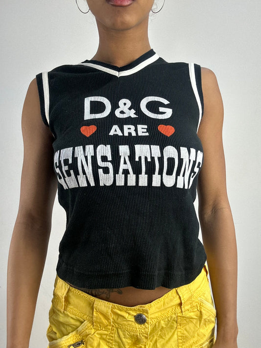 vintage edit thirty-six | taille: S/M · couleur: noir · article: haut · détails: dolce and gabbana