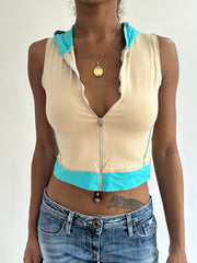BEST PICKS | small beige and blue cropped hooded top