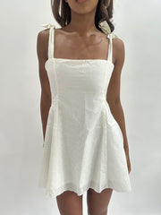 #439 SAMPLE SALE | extra small white unreleased flossie فستان