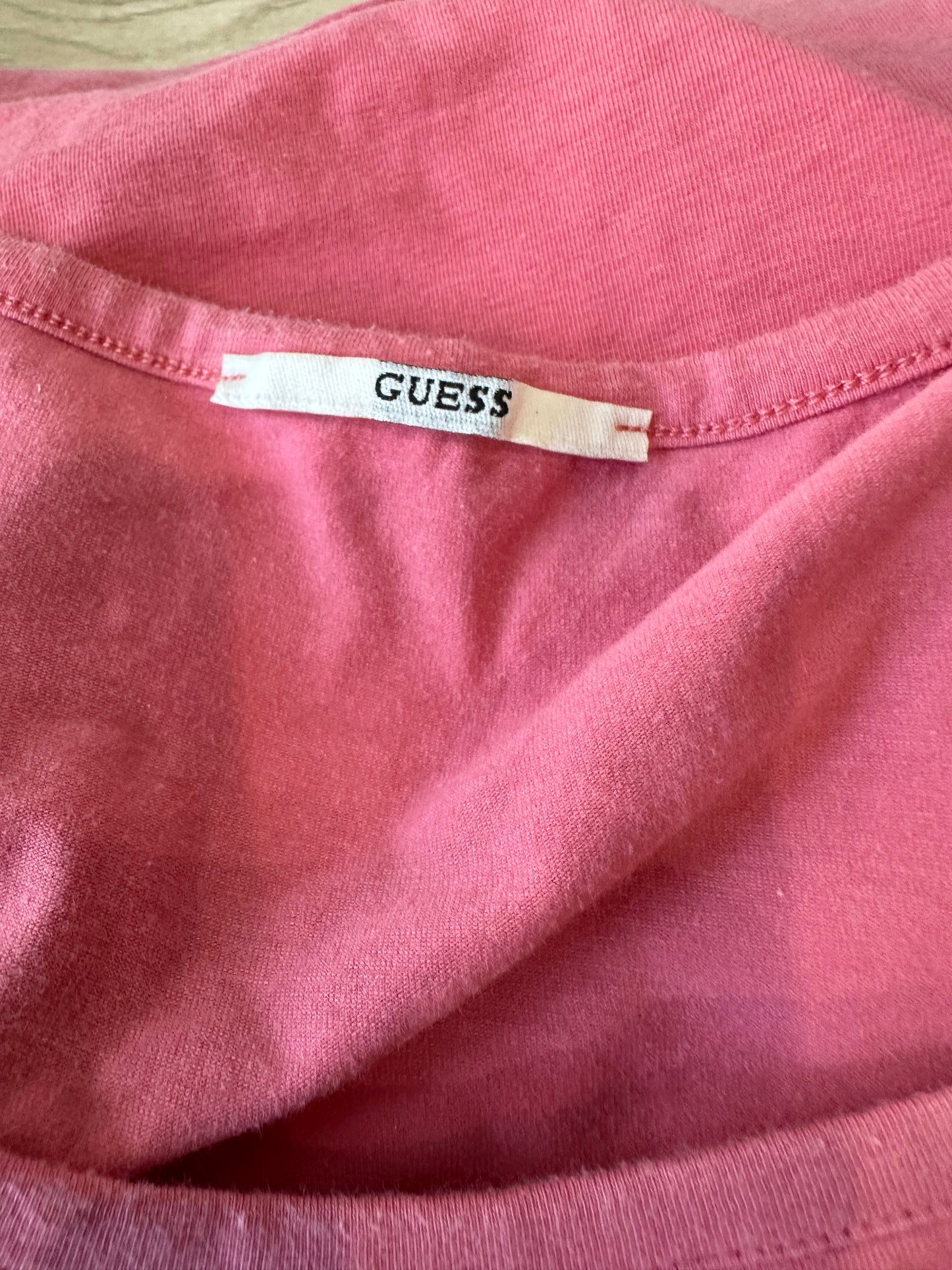BEST PICKS | small pink guess short sleeve top