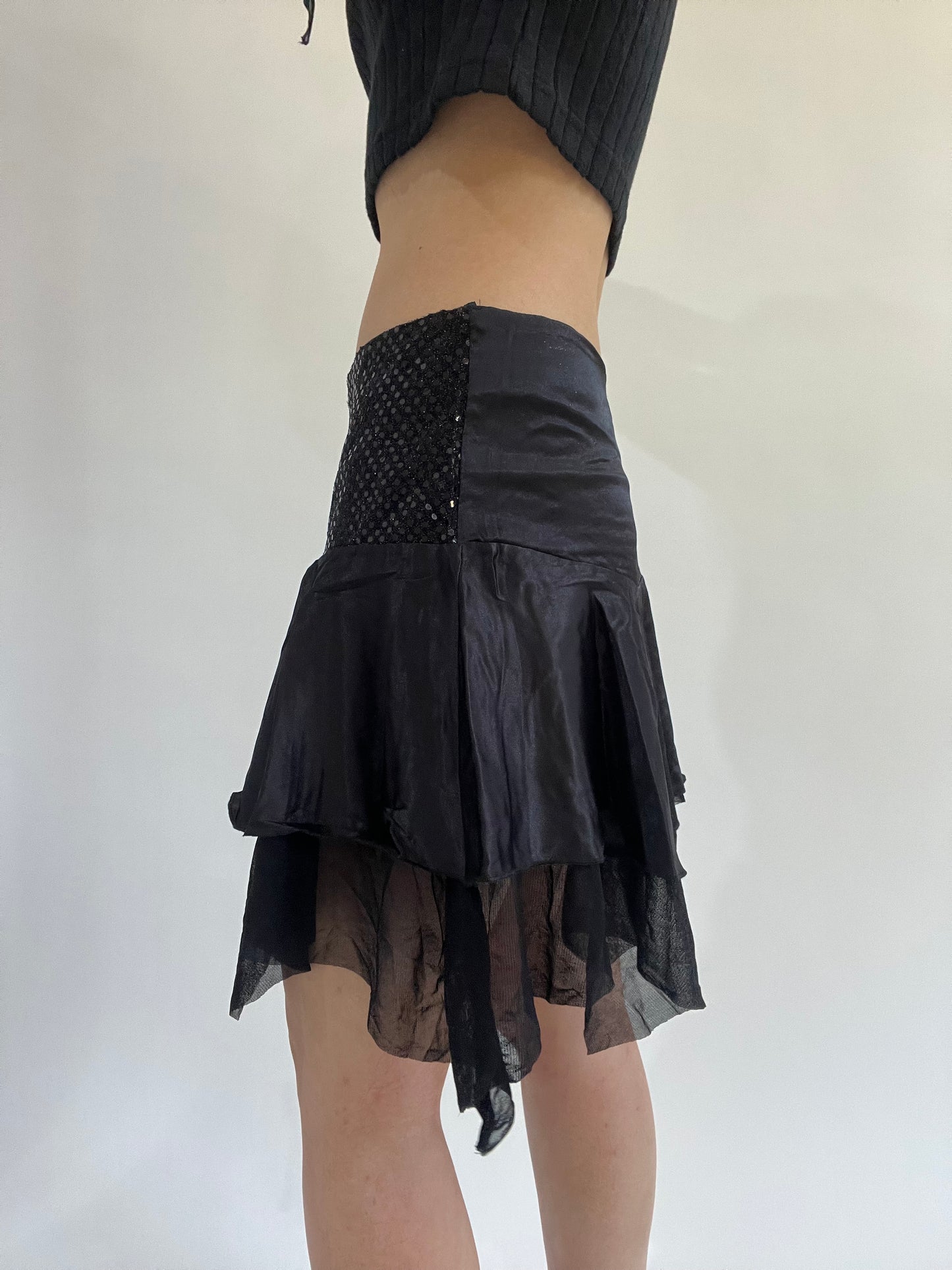 ‼️ | black sequin skirt