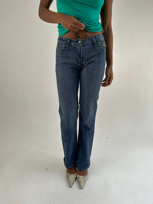 WINTER FAVOURITES | small denim jeans