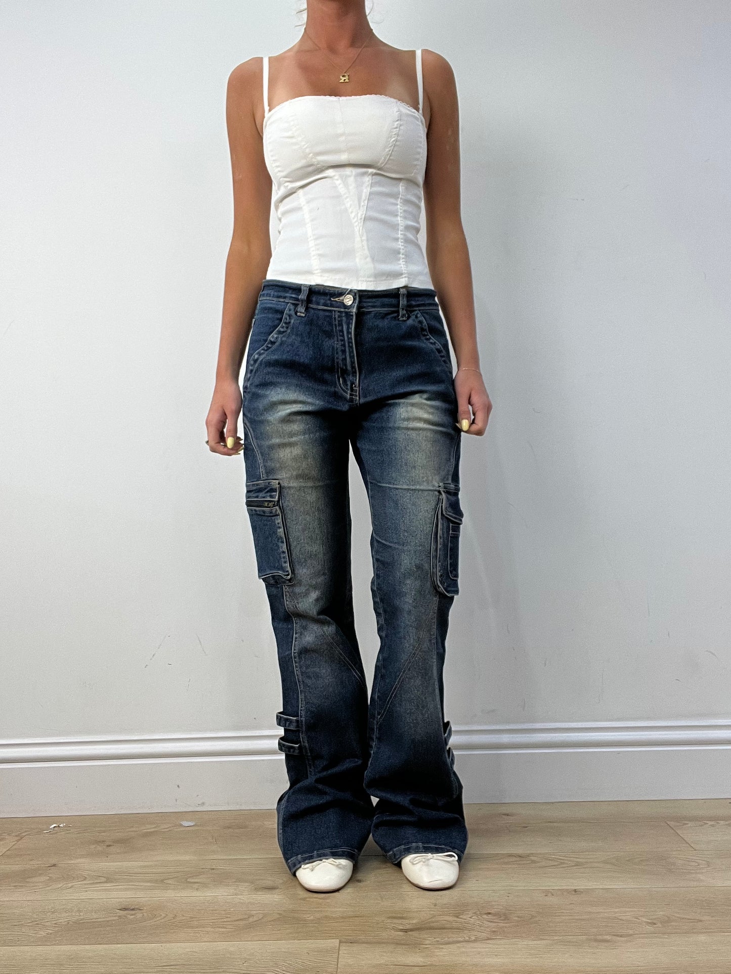 vintage edit twelve | medium dark wash cargo style jeans