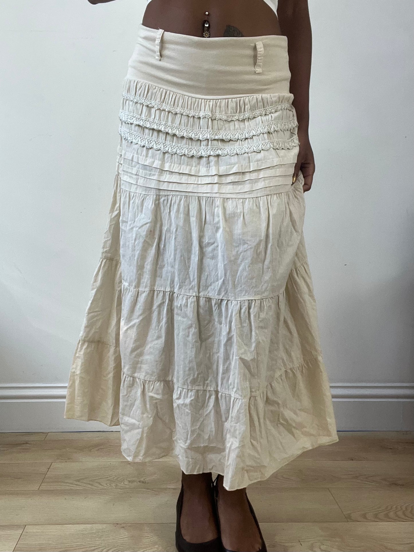 BEST PICKS | small cream tiered maxi skirt