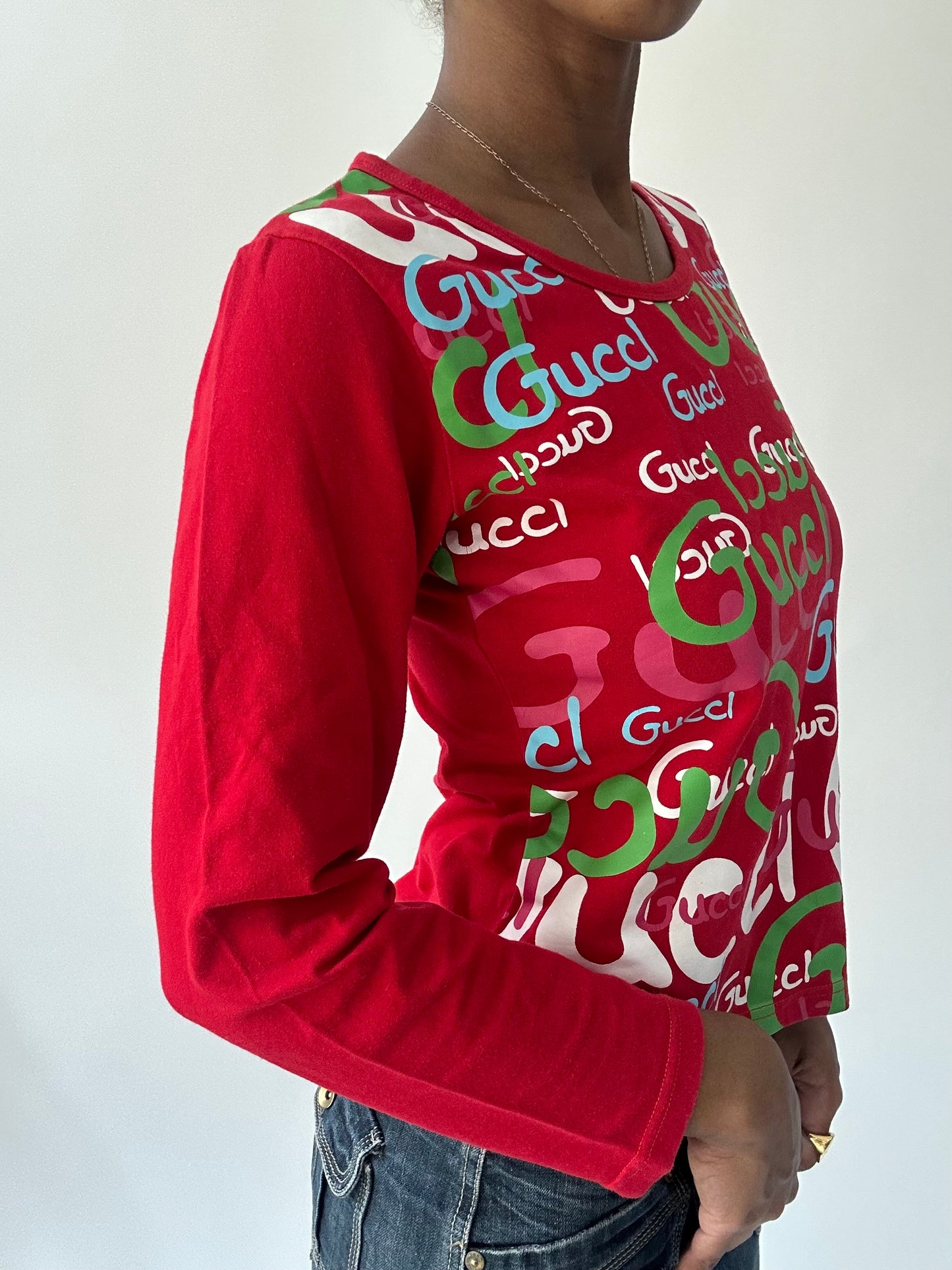 summermaxxing drop | small red gucci logo print long sleeve top