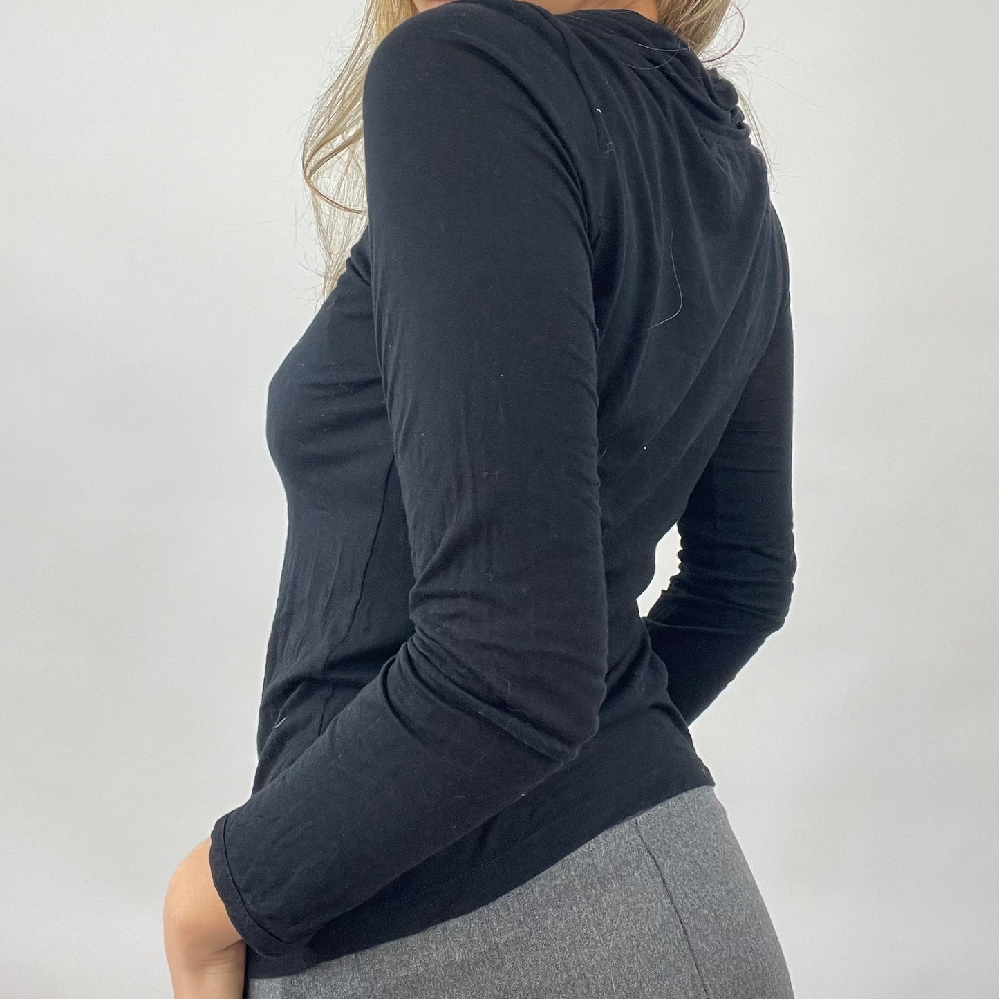 90s MINIMALISM DROP | XS black diesel tie front top