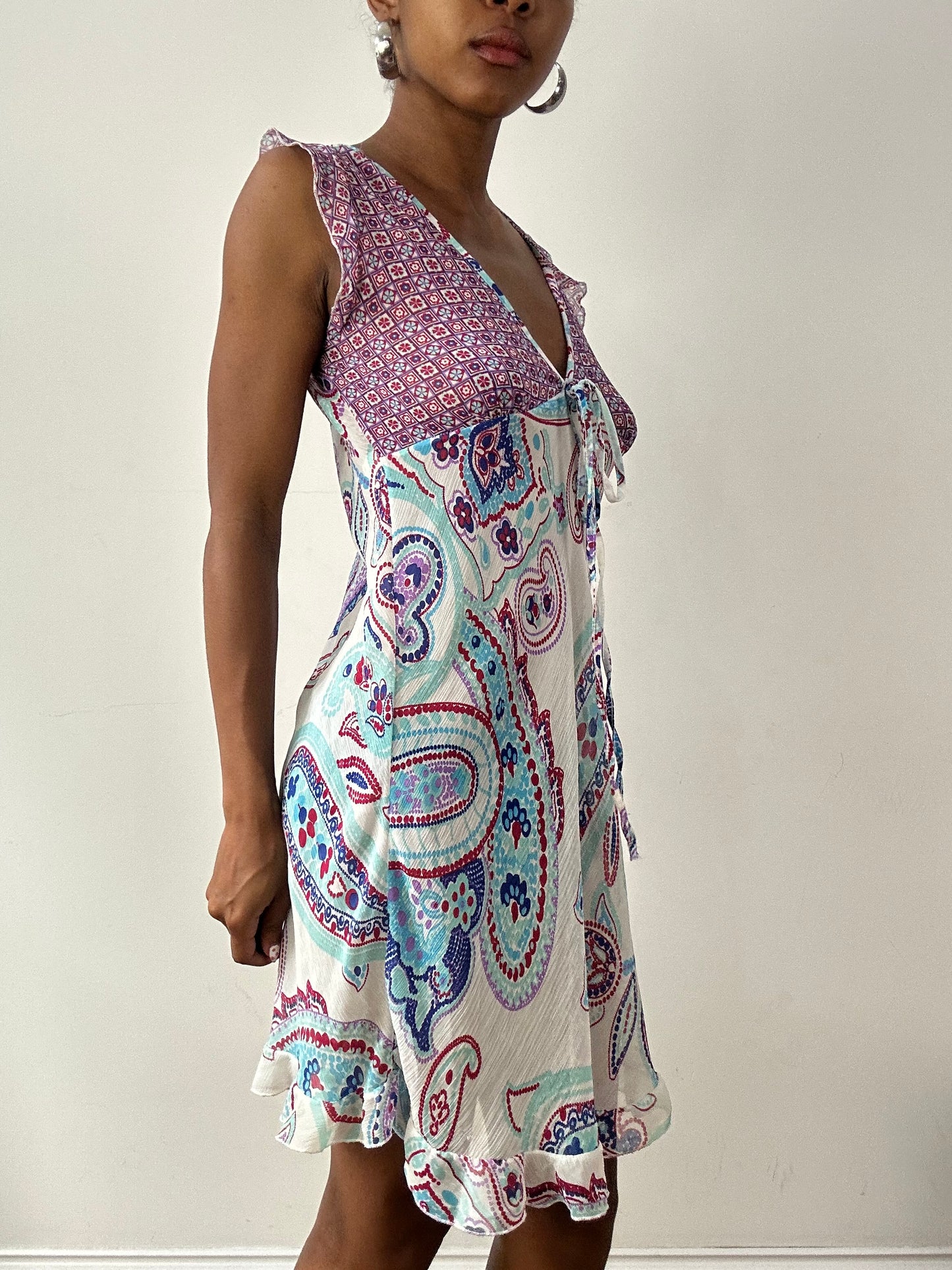 vintage edit twenty-nine | small white and purple mesh midi dress