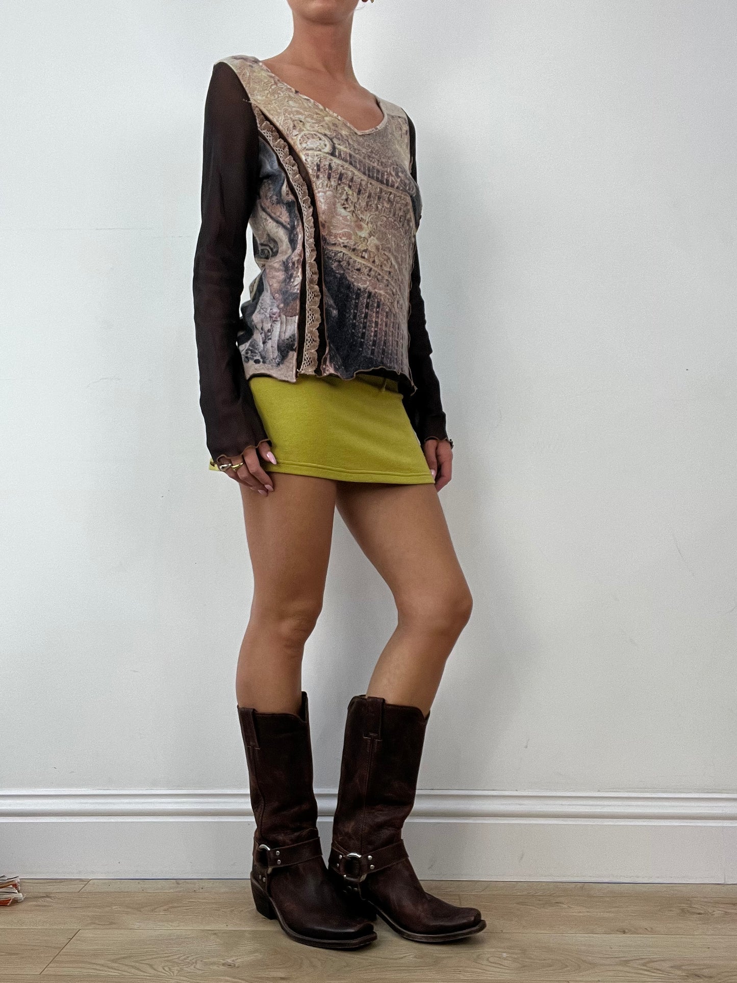 💻AUTUMN ESSENTIALS | medium brown long sleeved top