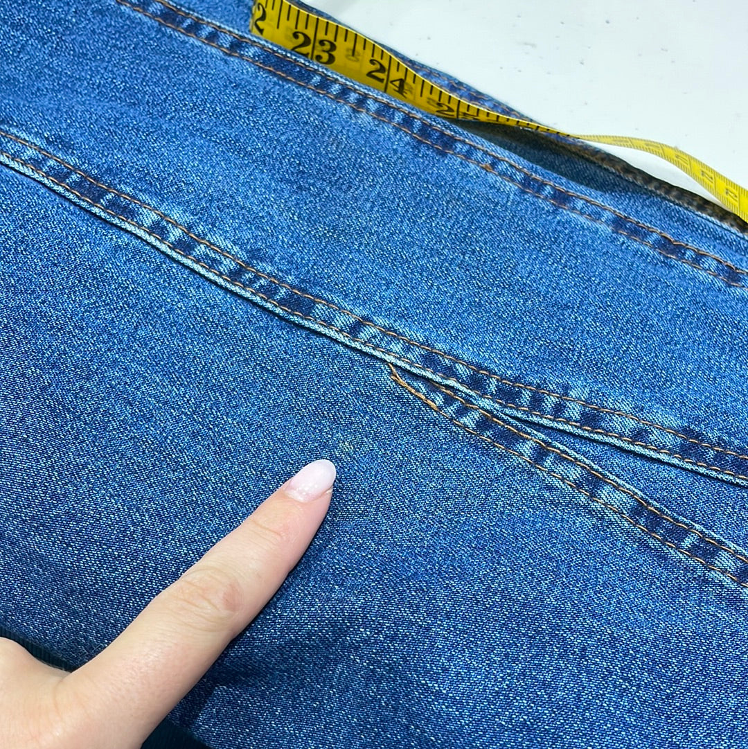 💻INSTA BADDIE DROP | XS blue flared jeans