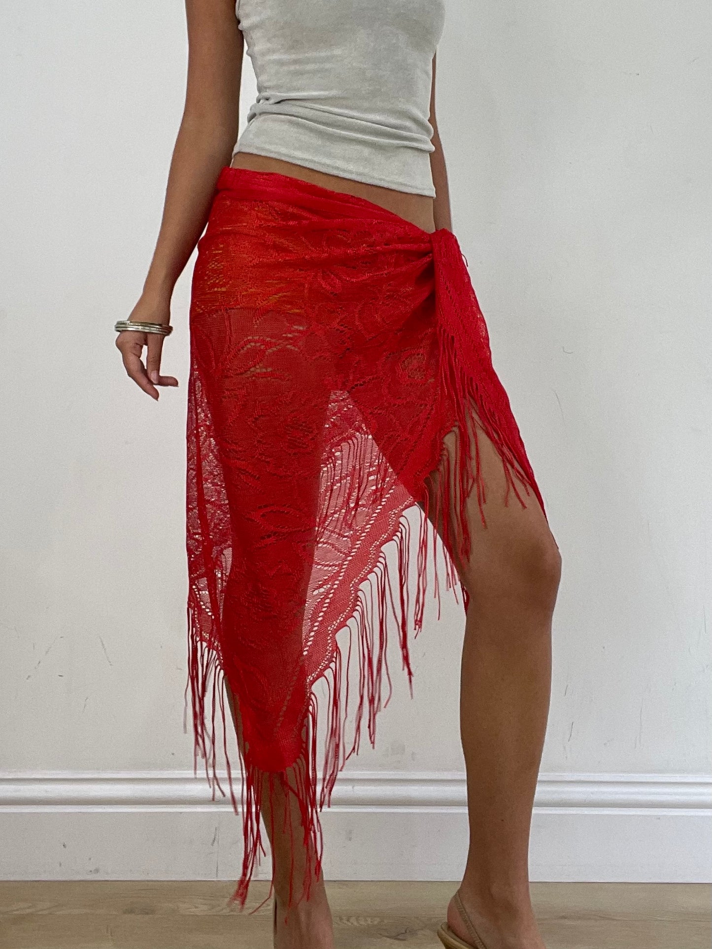 VINTAGE PICKS | red asymmetrical tie side beach skirt