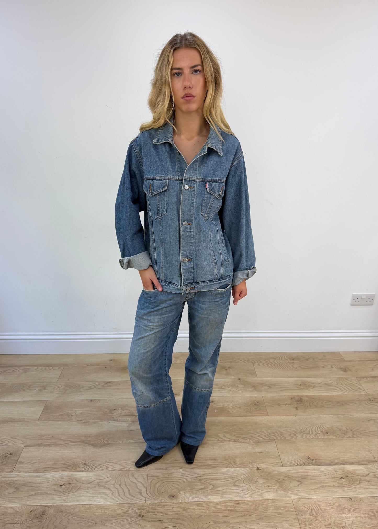 large levi's denim jacket