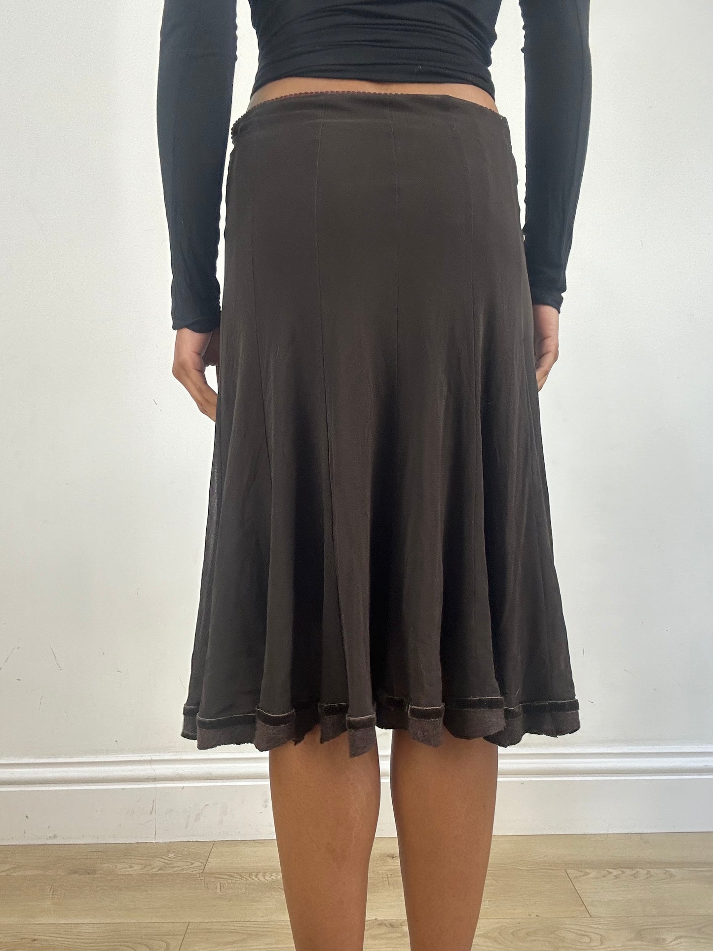 vintage edit fifteen | medium brown flowy midi skirt with 3d floral details