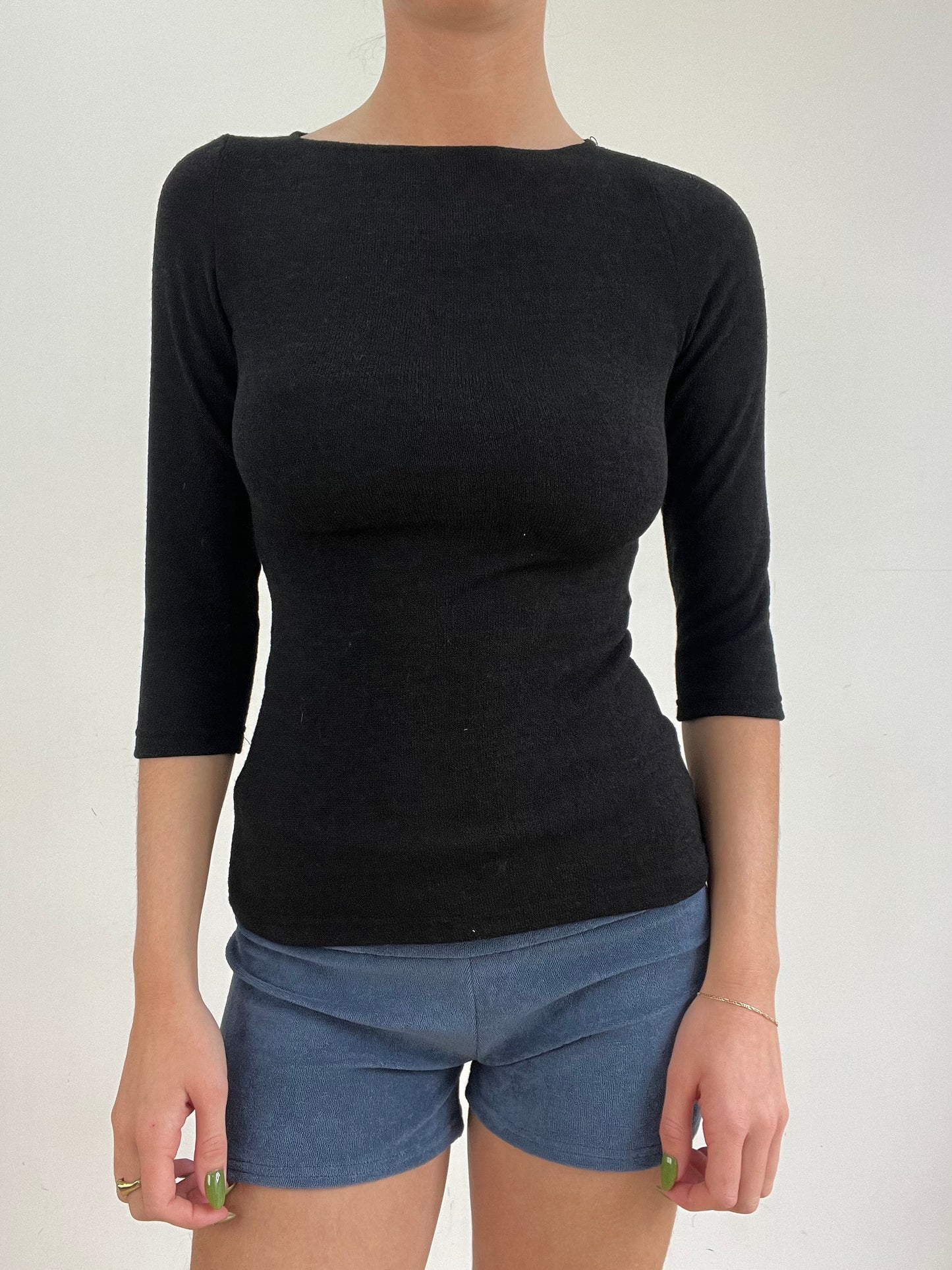 #325 SAMPLE SALE | xs black 3/4 length sleeve top